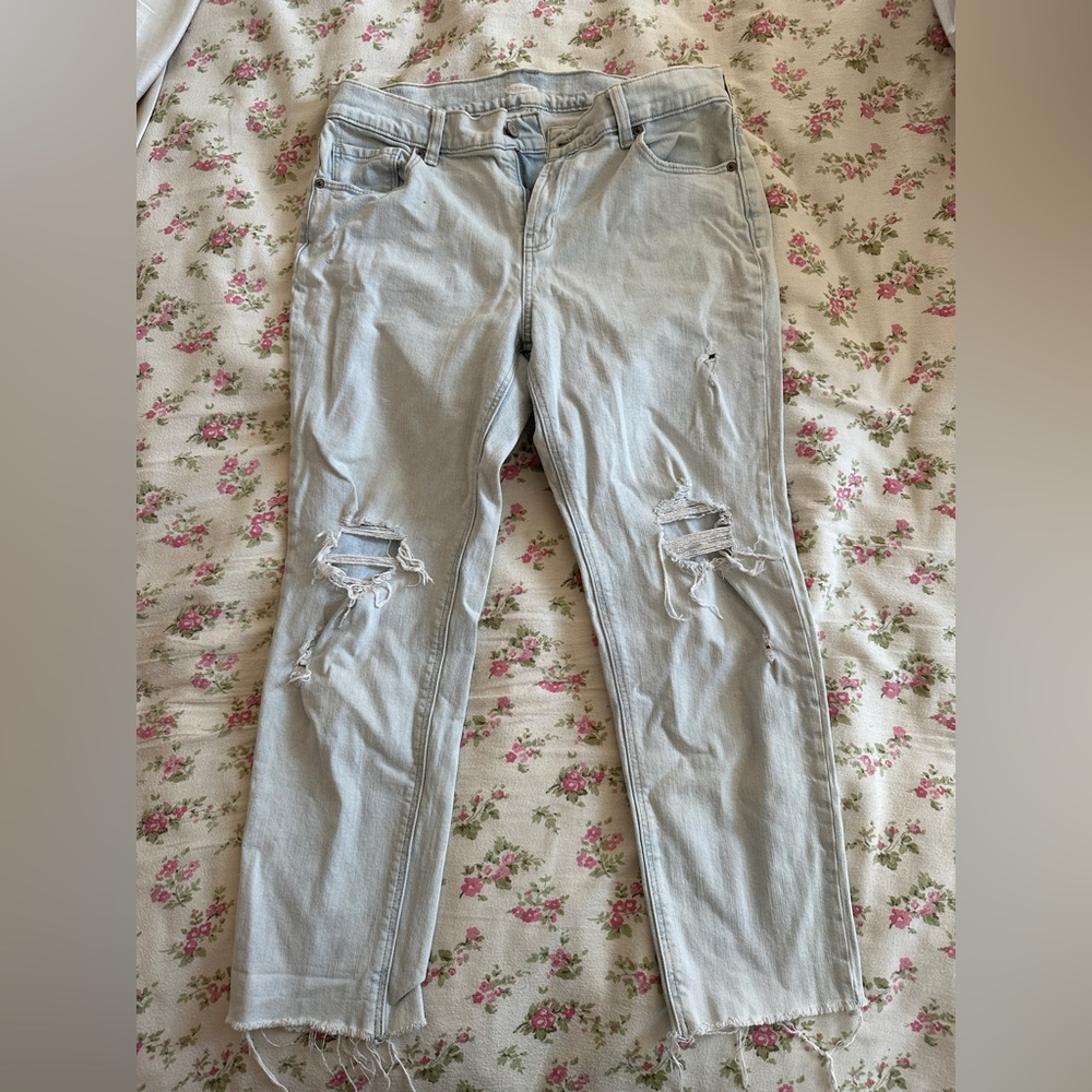 Old Navy boot cut jean - size 6